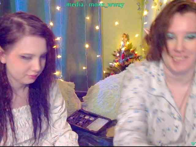 MoonWayWithMemes MoonWayWithMemes