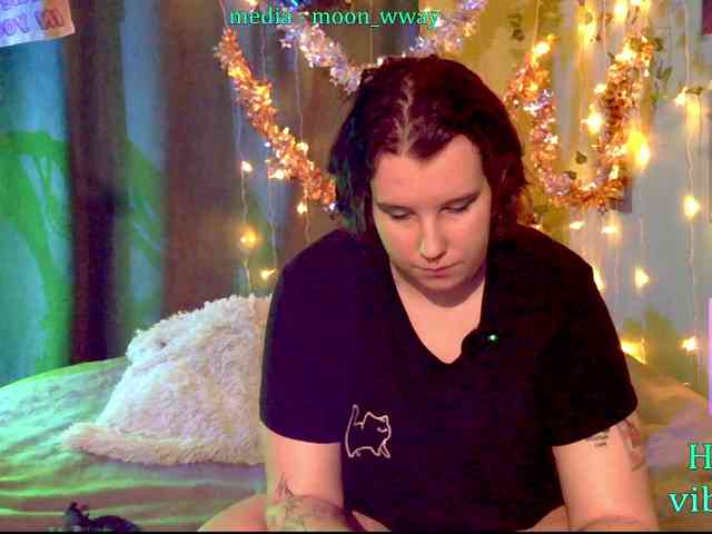 MoonWayWithMemes MoonWayWithMemes