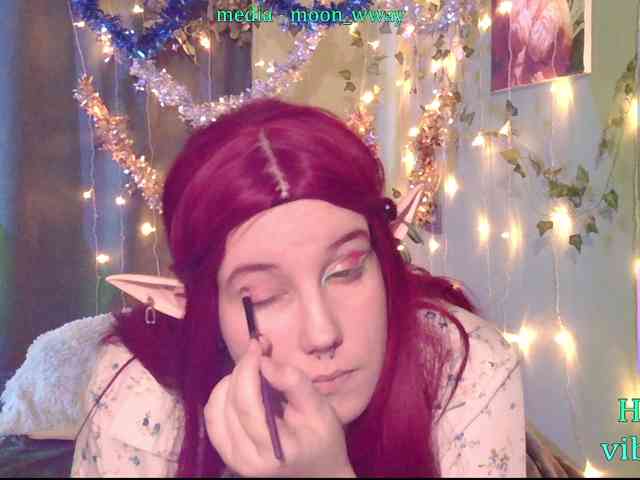 MoonWayWithMemes MoonWayWithMemes