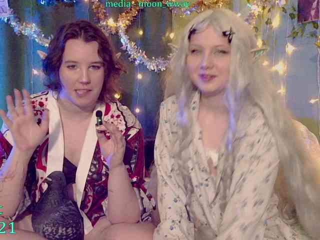 MoonWayWithMemes MoonWayWithMemes