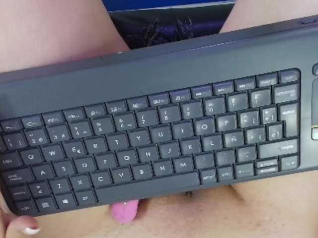 ShanteyLaurent's BongaCams show and profile