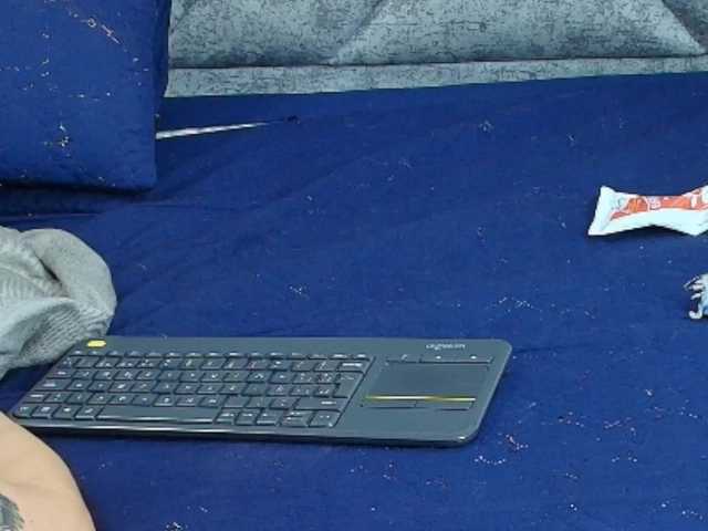 le modèle ShanteyLaurent est en webcam porno dans un show sur le site bongacams, il possède les tags suivants: Latino/Hispanic,Brunette,Shaved