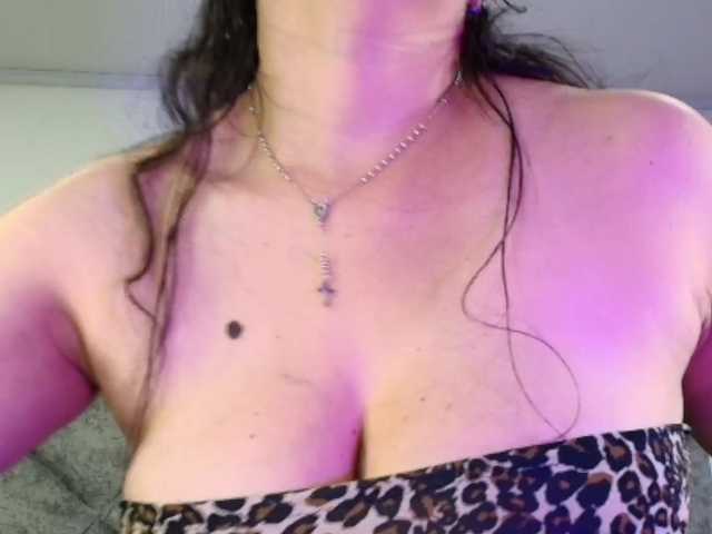 ShanteyLaurent's BongaCams show and profile