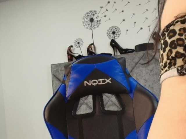 ShanteyLaurent webcam