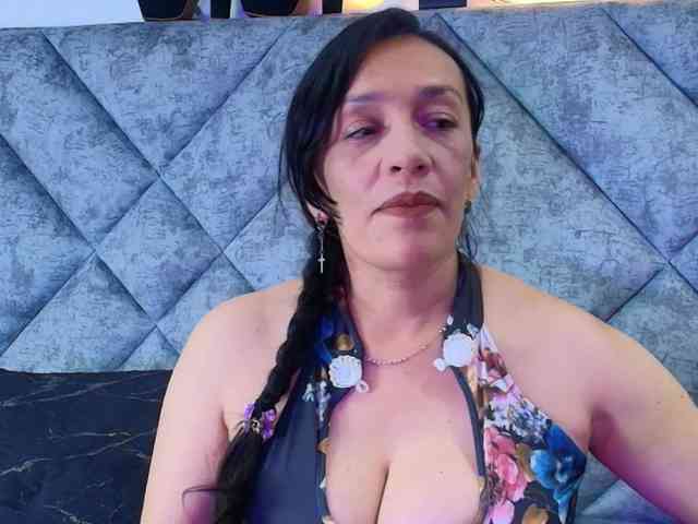 ShanteyLaurent webcam