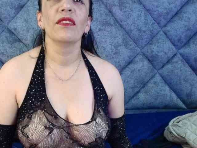 ShanteyLaurent webcam