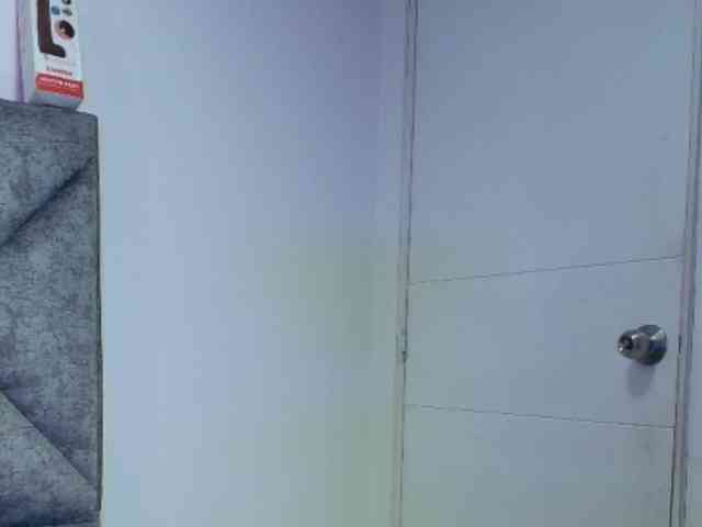 ShanteyLaurent webcam