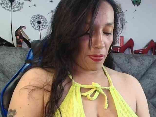 ShanteyLaurent webcam