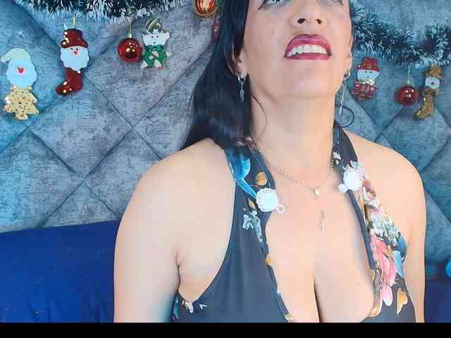 ShanteyLaurent webcam