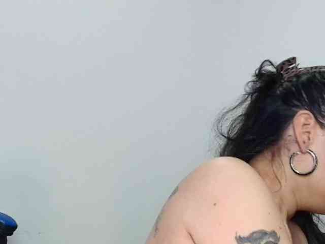 ShanteyLaurent webcam