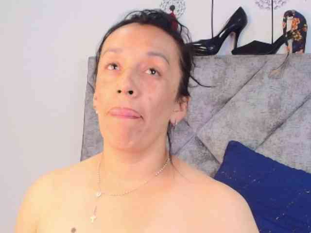 ShanteyLaurent webcam