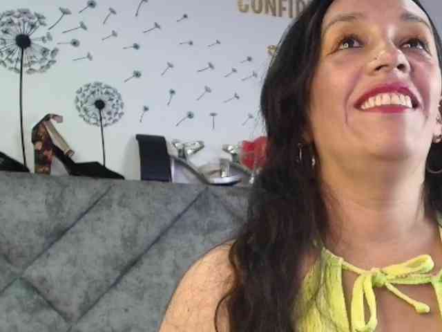 ShanteyLaurent webcam