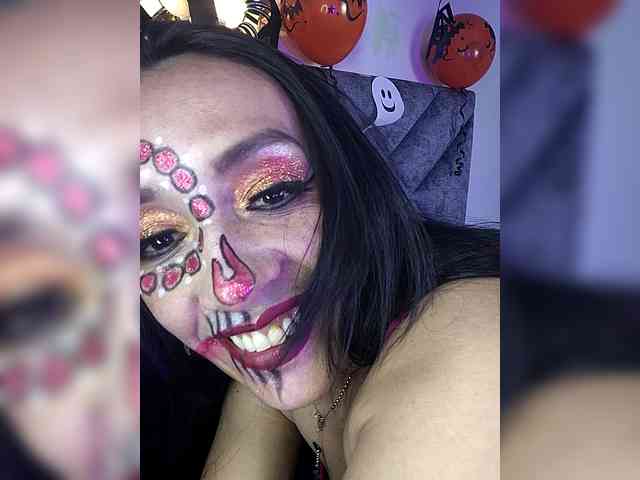 ShanteyLaurent webcam