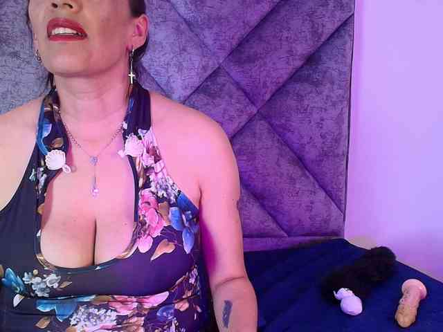 ShanteyLaurent webcam