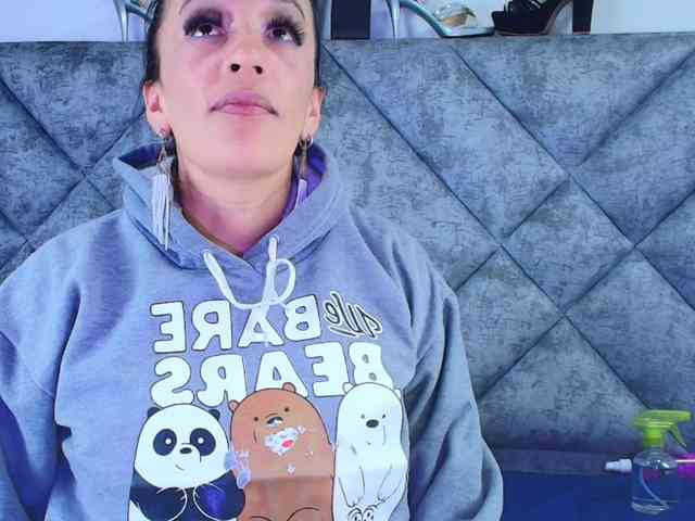 ShanteyLaurent webcam