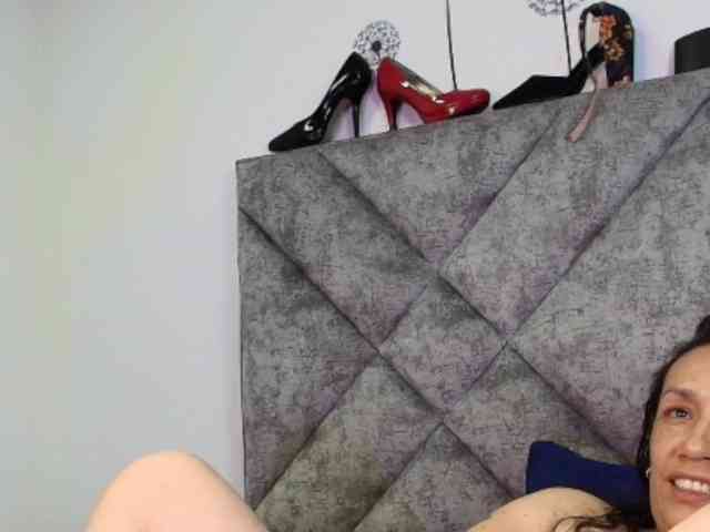 ShanteyLaurent webcam