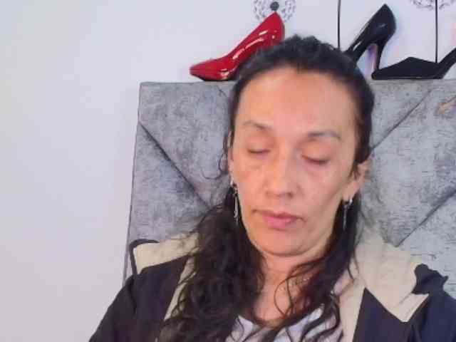 ShanteyLaurent Live Webcam on BongaCams