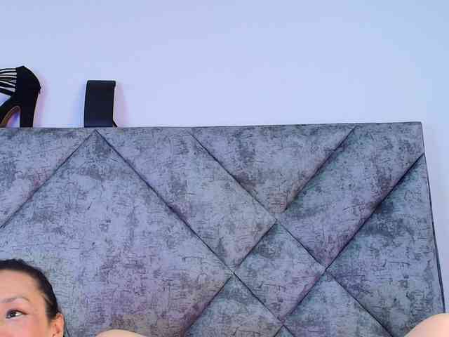 ShanteyLaurent webcam