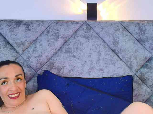 ShanteyLaurent webcam