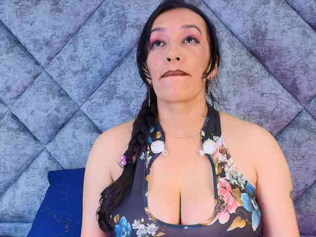 ShanteyLaurent webcam