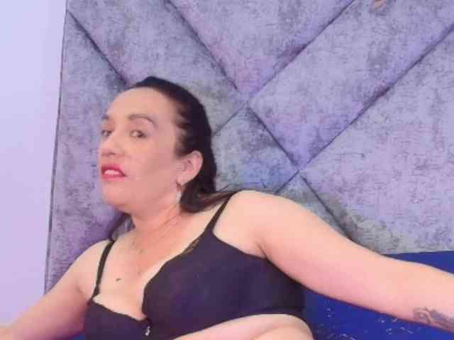 ShanteyLaurent ShanteyLaurent