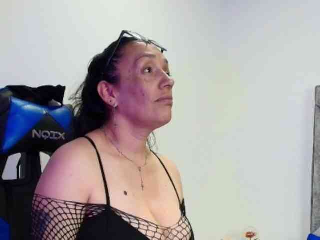 ShanteyLaurent webcam