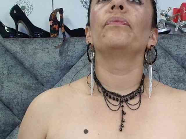 ShanteyLaurent webcam