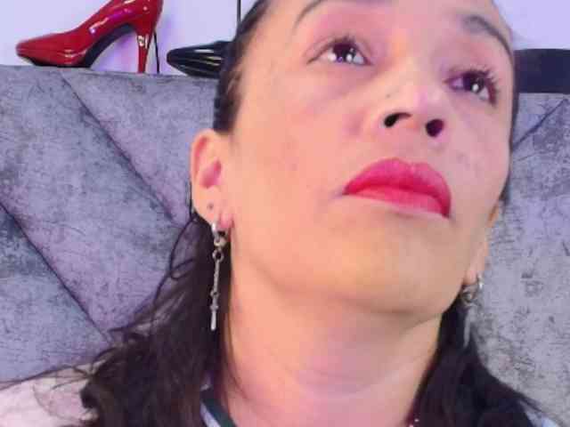 ShanteyLaurent webcam