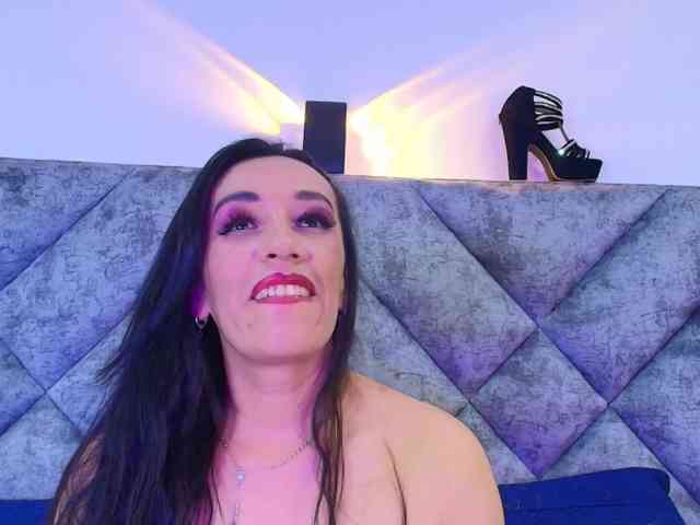 ShanteyLaurent ShanteyLaurent