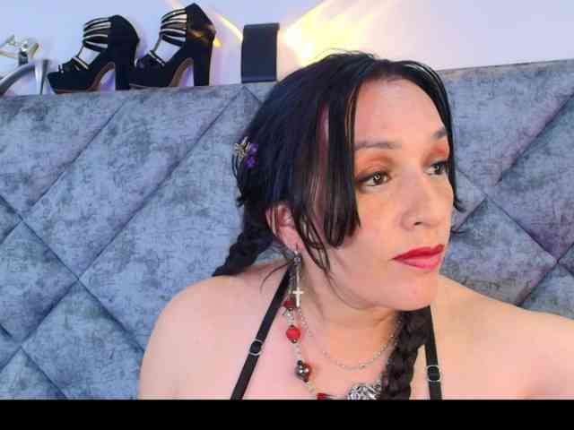 ShanteyLaurent ShanteyLaurent