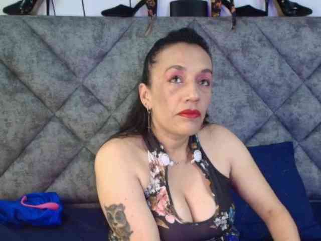 ShanteyLaurent webcam