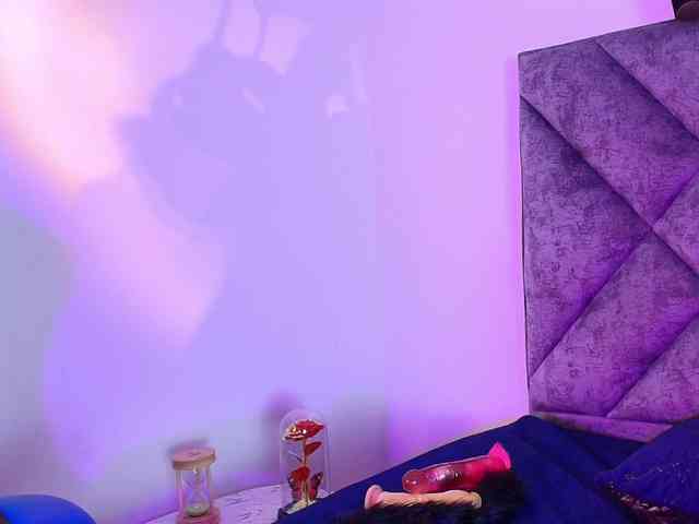 ShanteyLaurent webcam