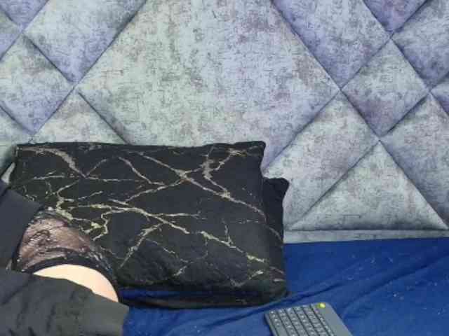 ShanteyLaurent webcam