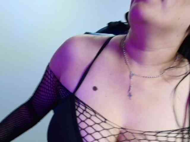 ShanteyLaurent webcam