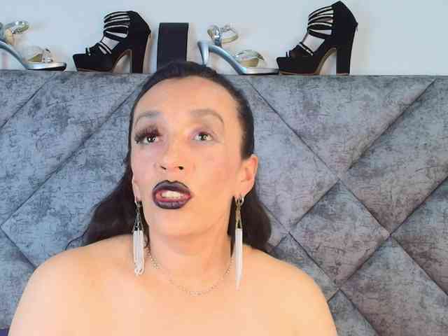 ShanteyLaurent webcam