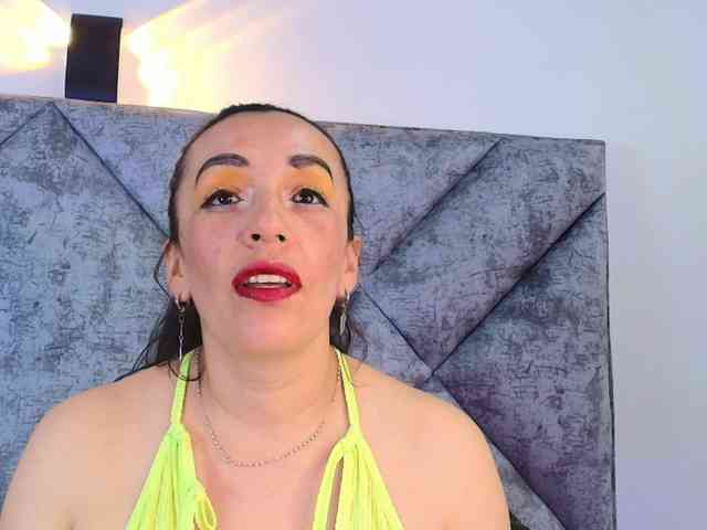 ShanteyLaurent webcam