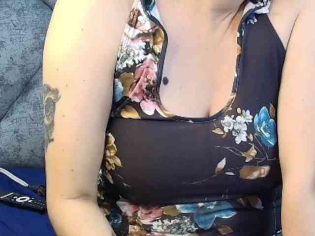 ShanteyLaurent webcam