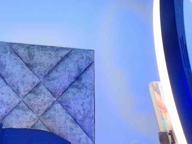 ShanteyLaurent webcam