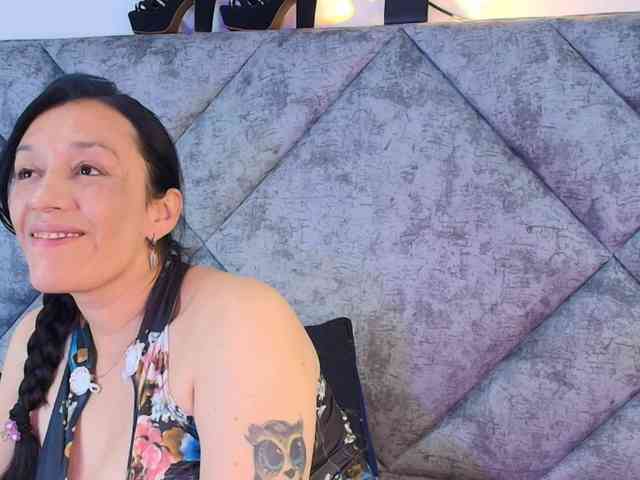 ShanteyLaurent webcam