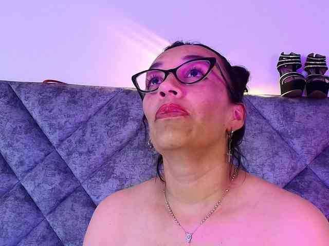 ShanteyLaurent webcam