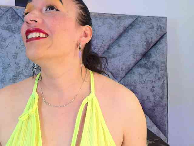 ShanteyLaurent webcam