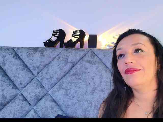 ShanteyLaurent webcam