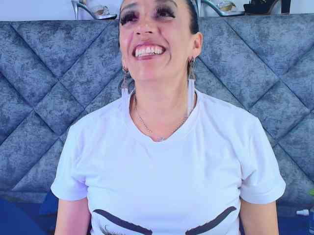 ShanteyLaurent webcam