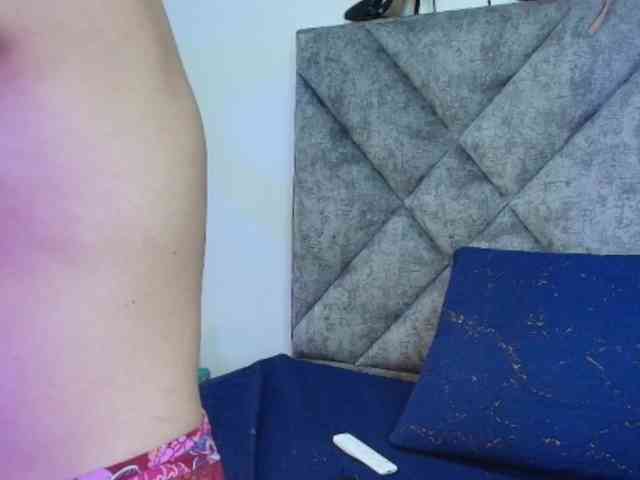 ShanteyLaurent webcam