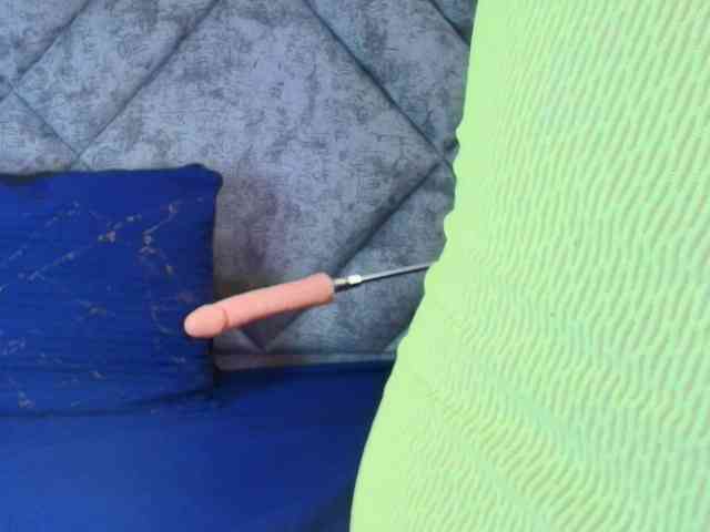 ShanteyLaurent webcam