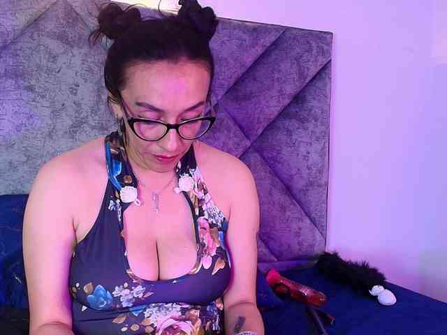 ShanteyLaurent webcam
