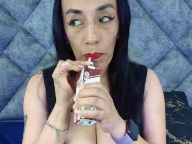 ShanteyLaurent webcam