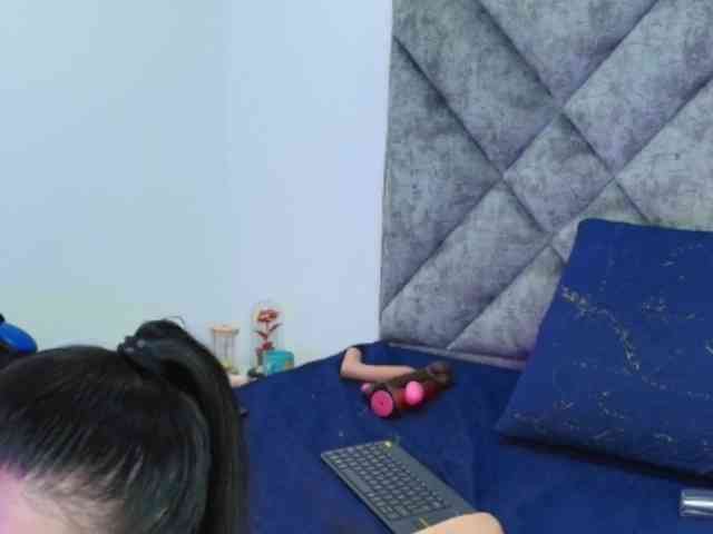 ShanteyLaurent webcam