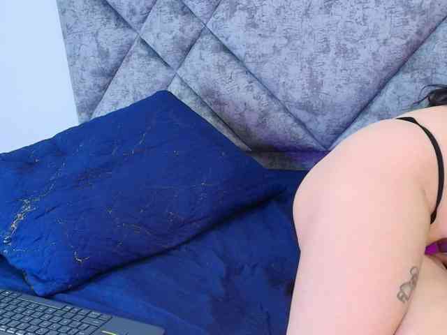 ShanteyLaurent ShanteyLaurent