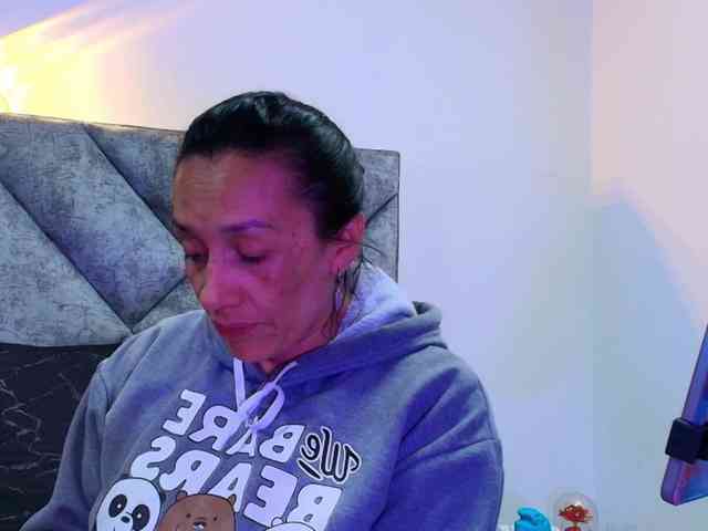 ShanteyLaurent webcam